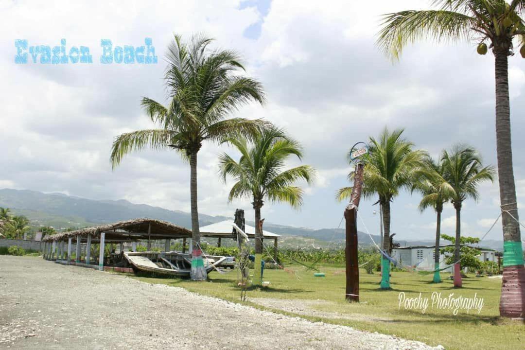 Evasion Beach Hotel Gressier Kültér fotó