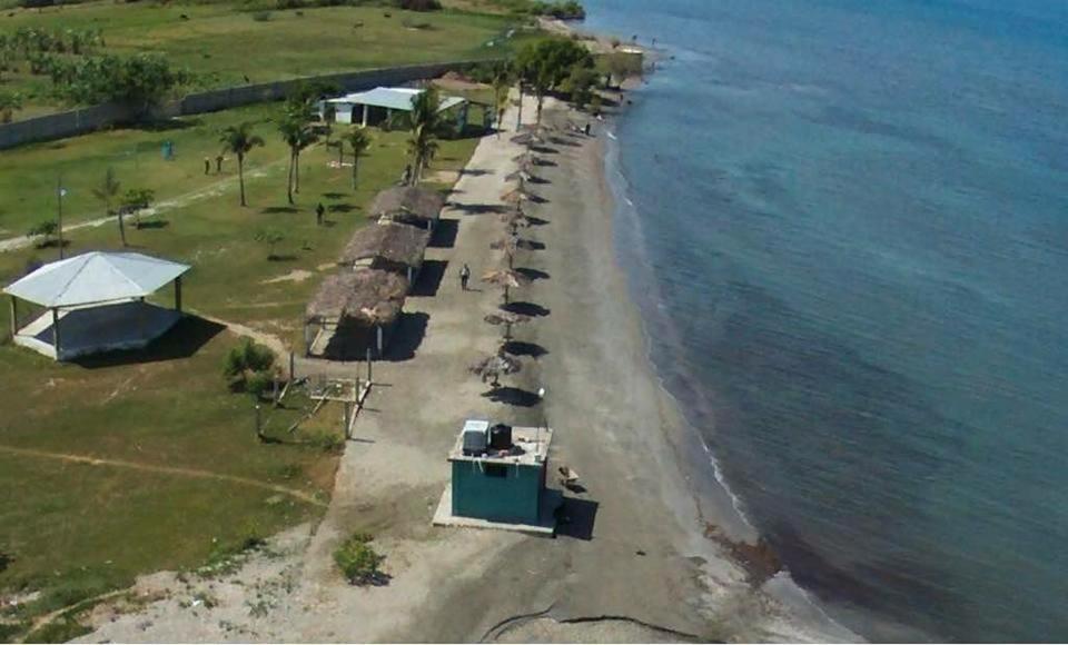 Evasion Beach Hotel Gressier Kültér fotó